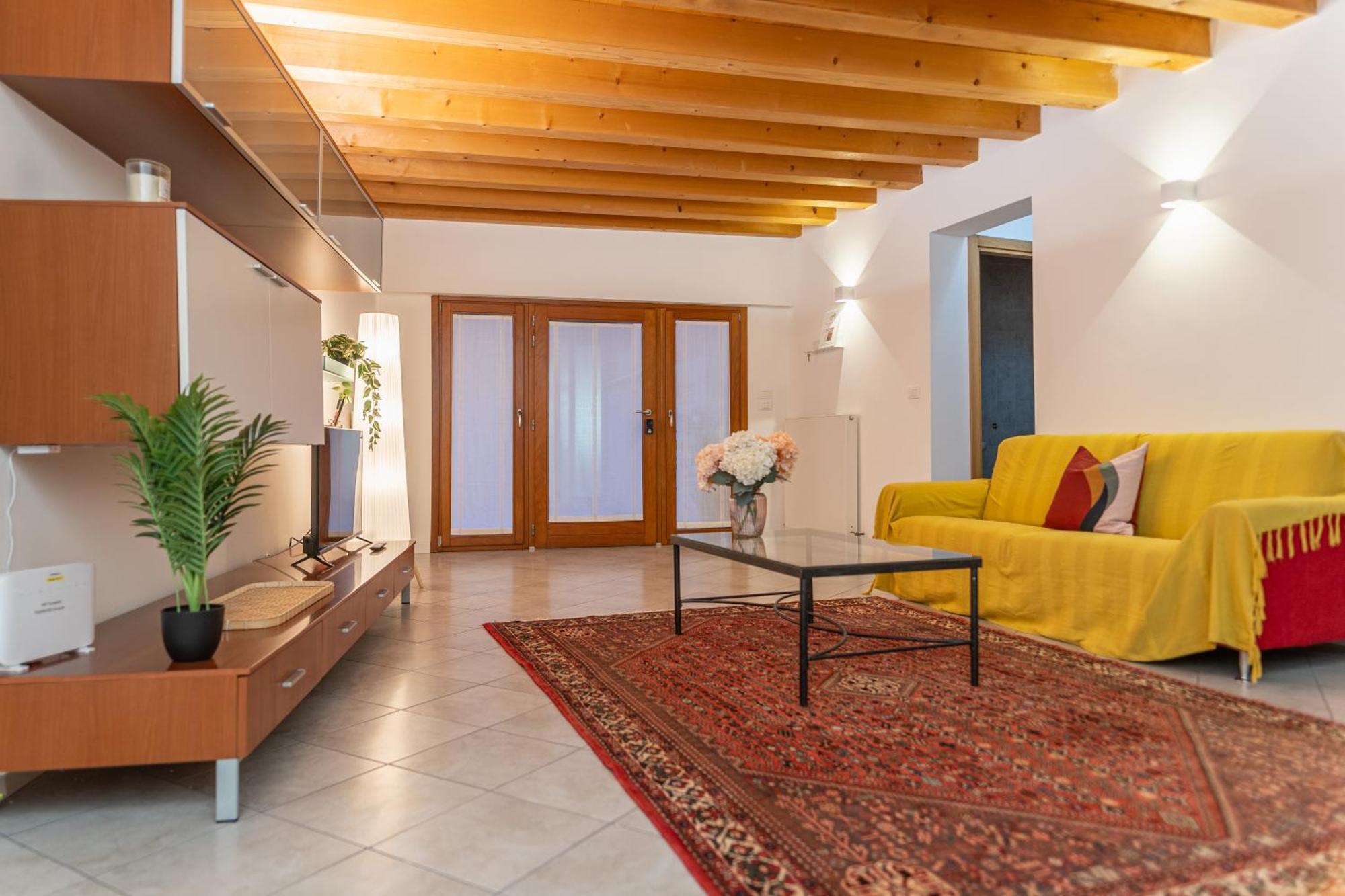Nest Living Sunset 42 Apartment Udine Bagian luar foto
